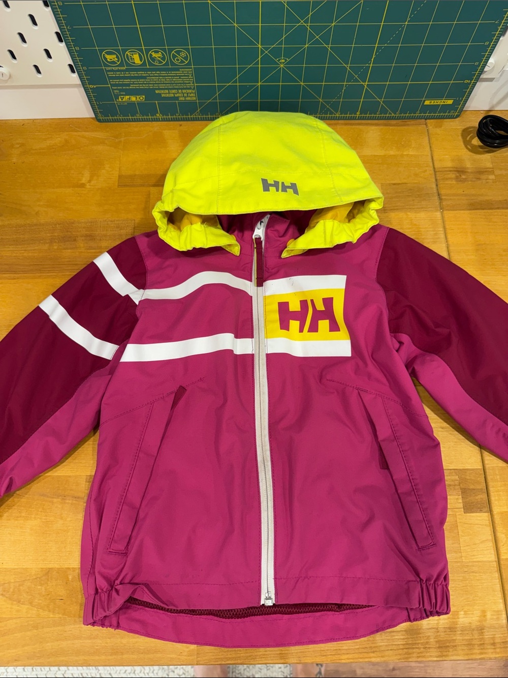 Helly Hansen Kids Salt Jacket Size 104/4